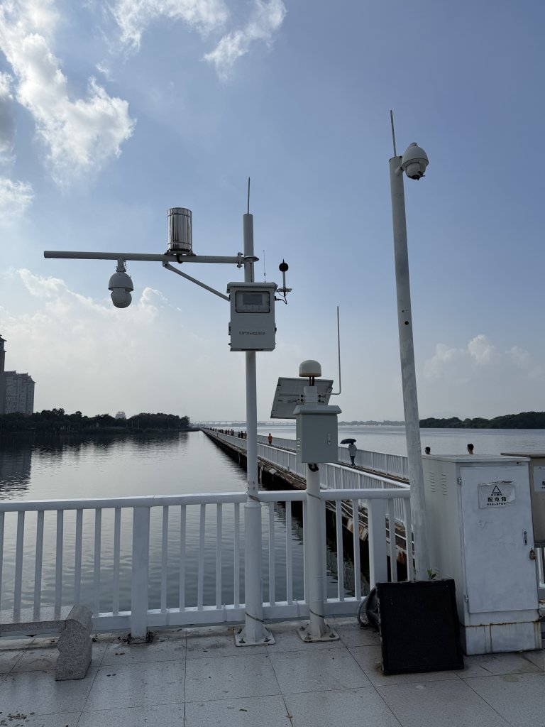 Smart Waterfront Bike Lane 3